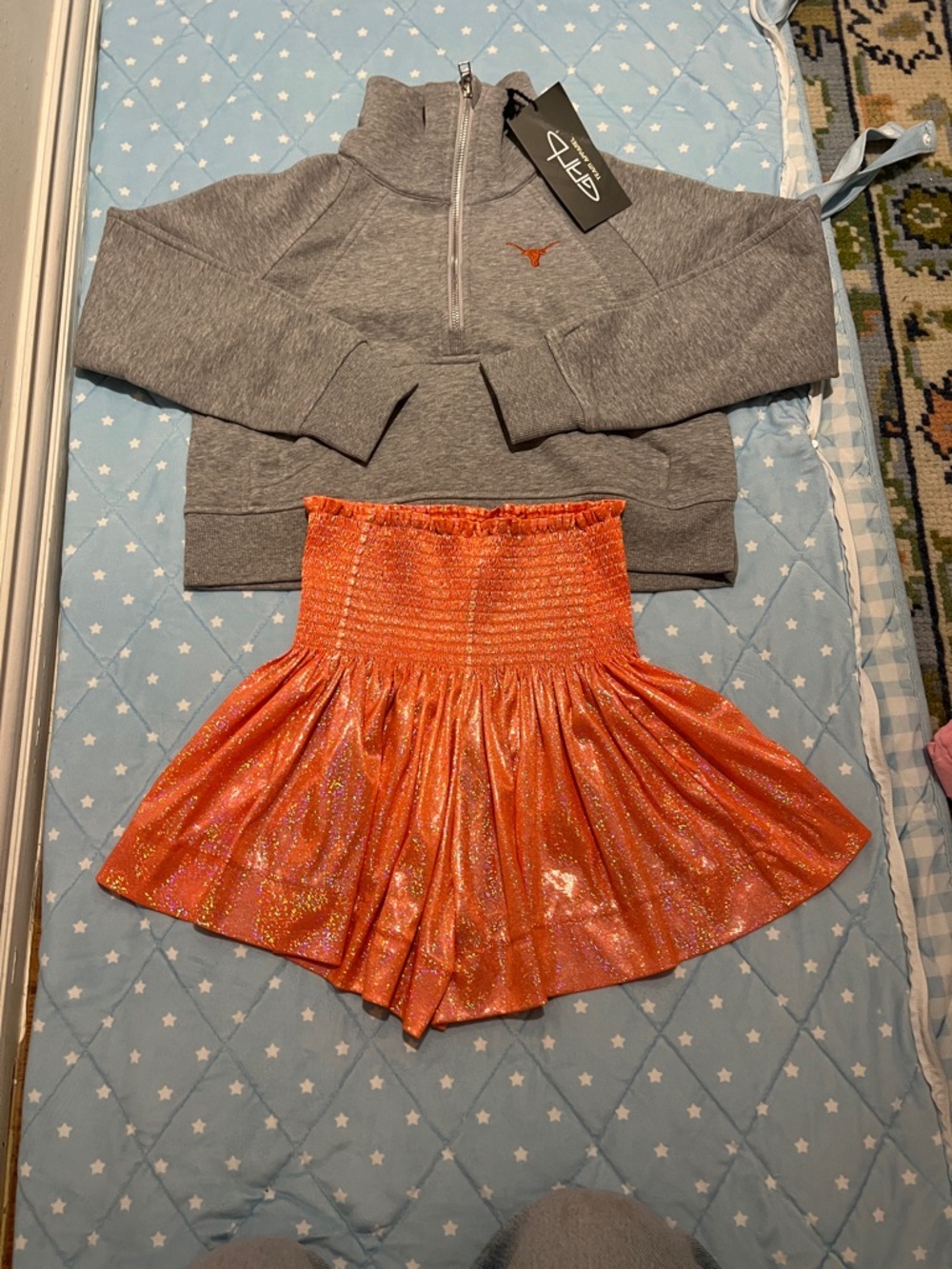 QUEEN OF SPARKLES Shimmery Orange Flared shorts like new